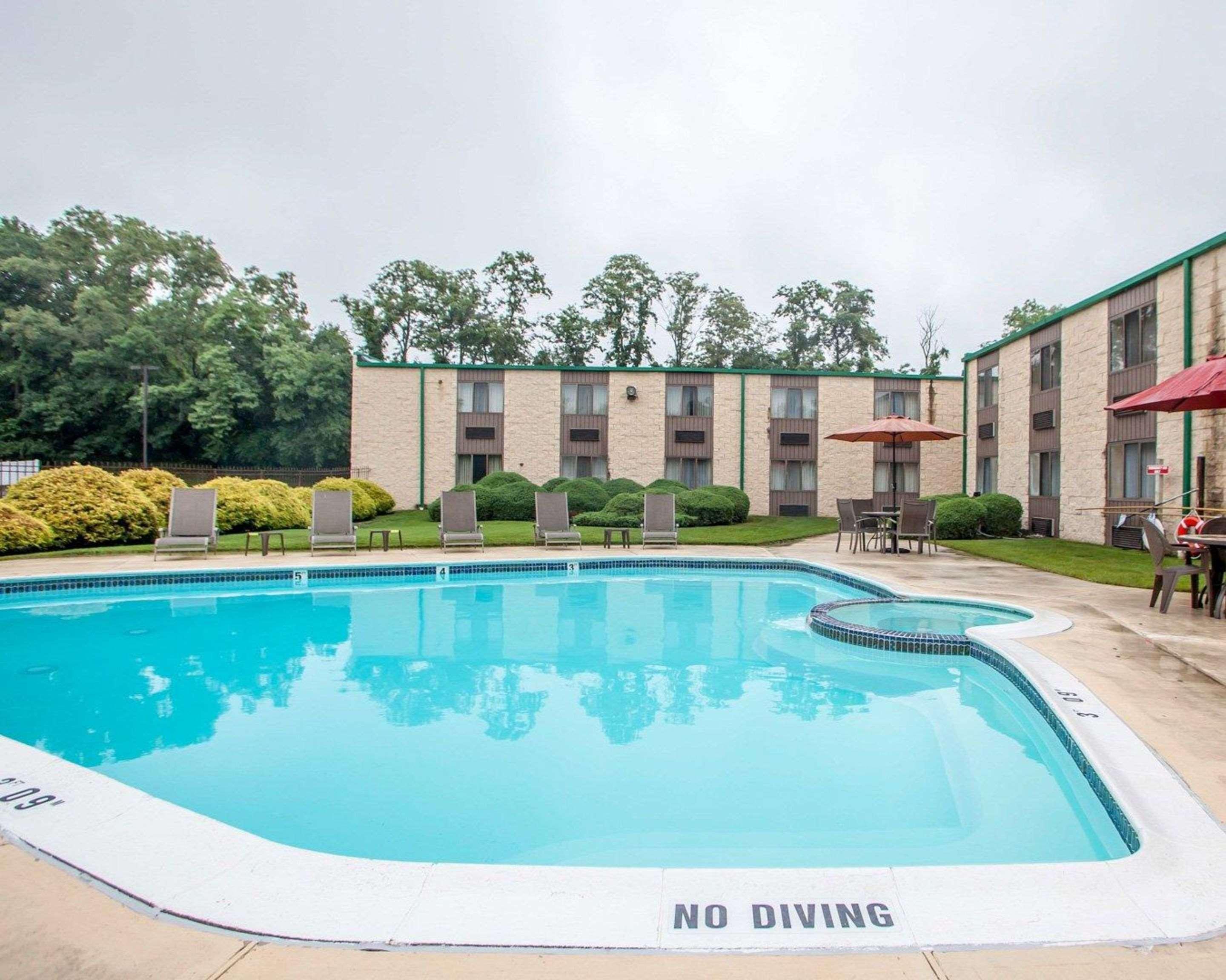 Surestay Plus Hotel By Best Western Mcguire Afb Jackson Cookstown Zewnętrze zdjęcie