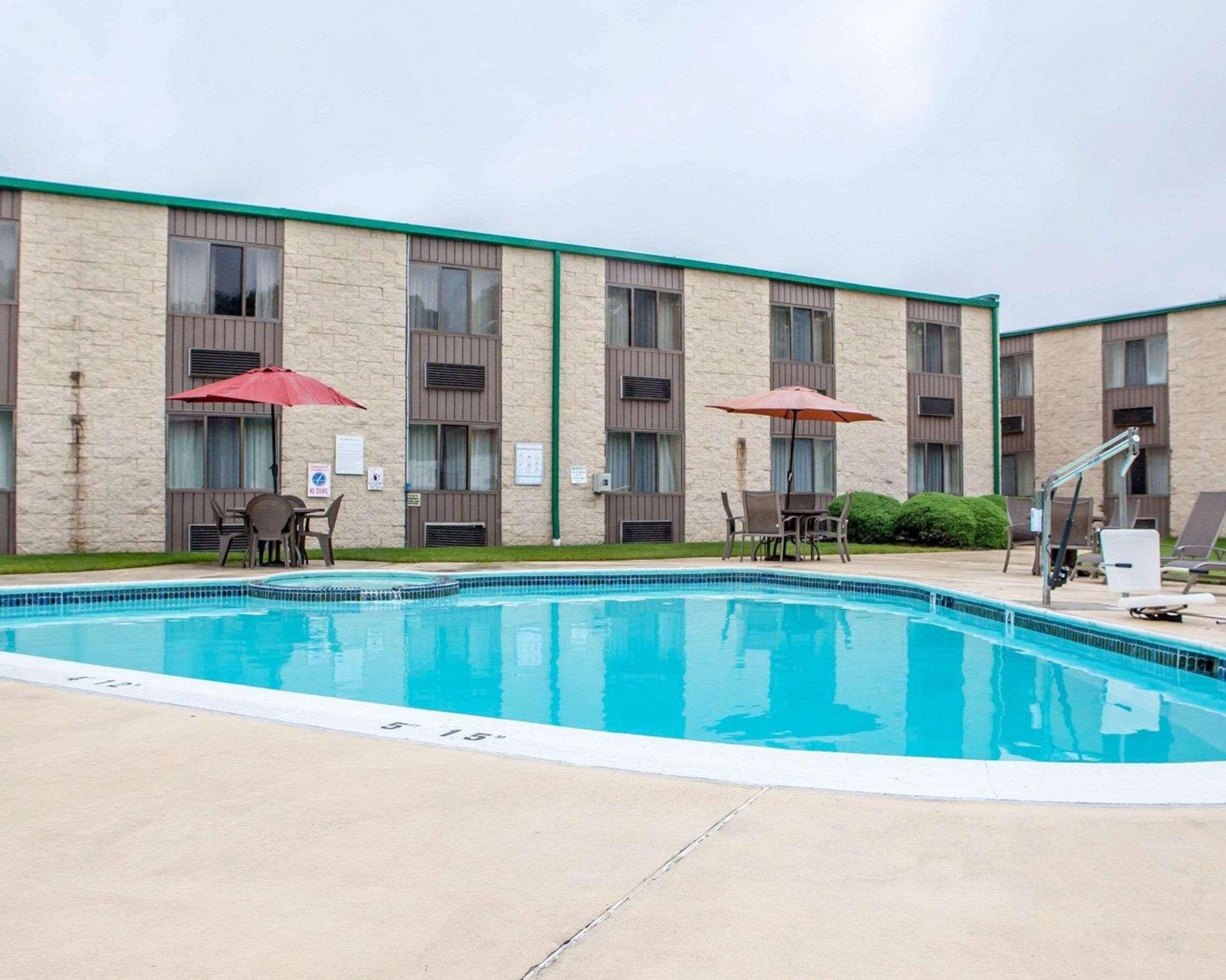 Surestay Plus Hotel By Best Western Mcguire Afb Jackson Cookstown Zewnętrze zdjęcie